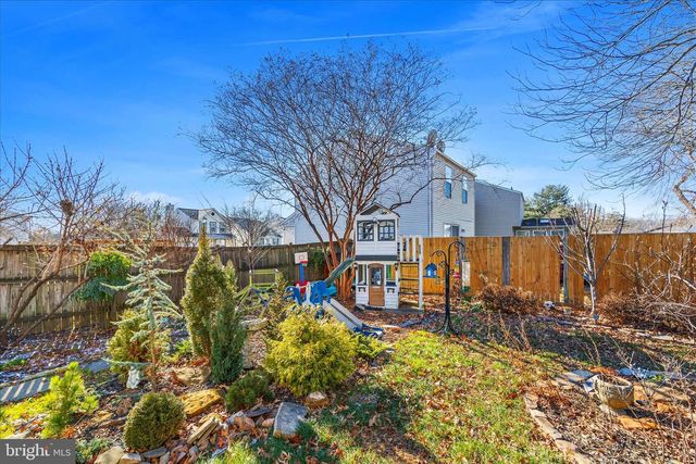 7914 LEEDS DR, Pasadena, MD 21122