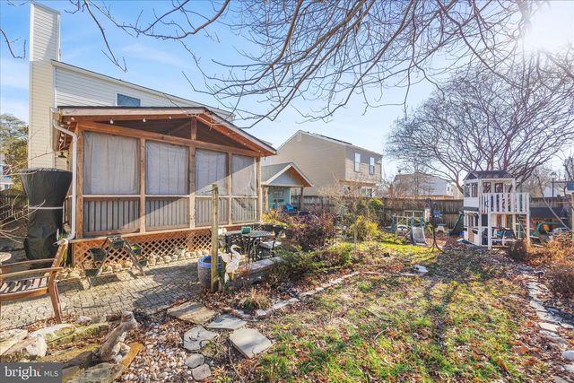 7914 LEEDS DR, Pasadena, MD 21122