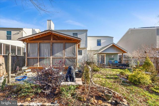 7914 LEEDS DR, Pasadena, MD 21122