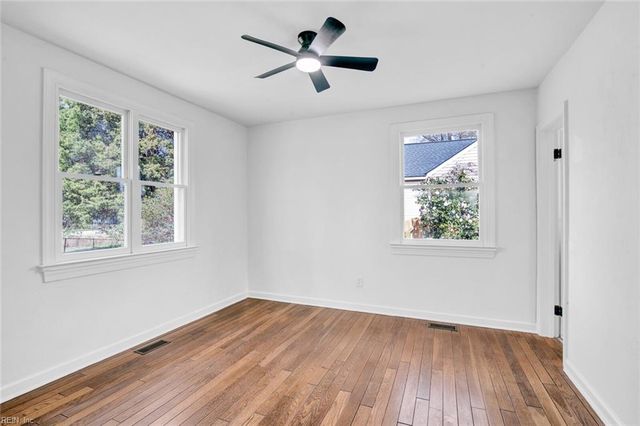 614 Briarfield RD, Newport News, VA 23605