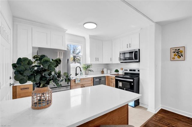 614 Briarfield RD, Newport News, VA 23605