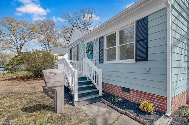 614 Briarfield RD, Newport News, VA 23605