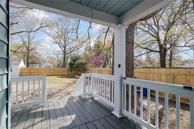 614 Briarfield RD, Newport News, VA 23605