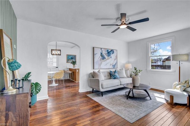 614 Briarfield RD, Newport News, VA 23605