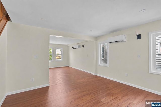 731 Humboldt Street, Secaucus, NJ 07094