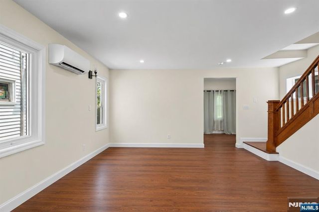 731 Humboldt Street, Secaucus, NJ 07094