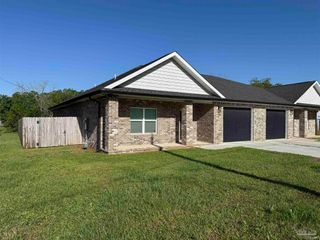 9901 Raymar St A, Pensacola, FL 32534