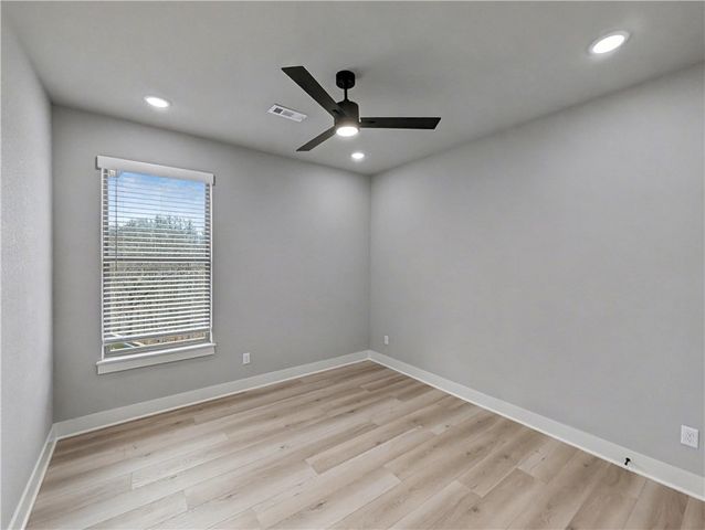 52 Claxton Drive, Bella Vista, AR 72714