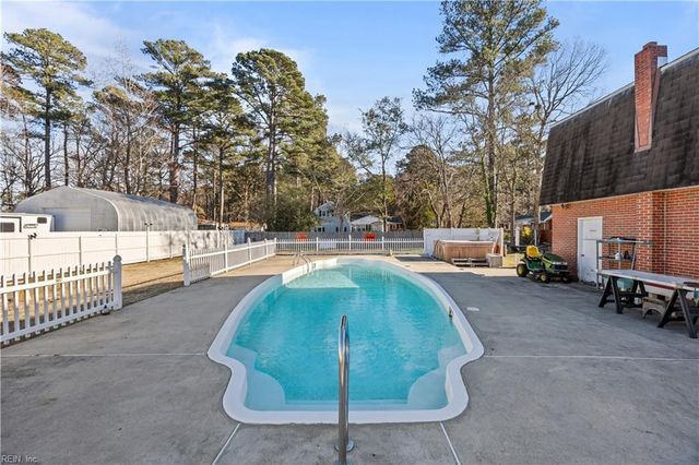 2521 Drum Creek RD, Chesapeake, VA 23321