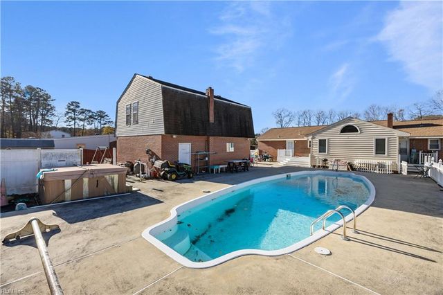 2521 Drum Creek RD, Chesapeake, VA 23321