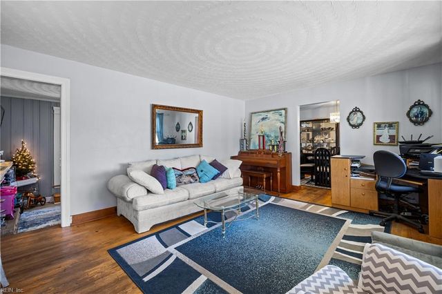 2521 Drum Creek RD, Chesapeake, VA 23321