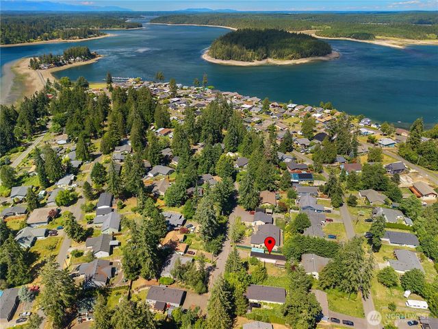 9840 Channel Drive NW, Olympia, WA 98502