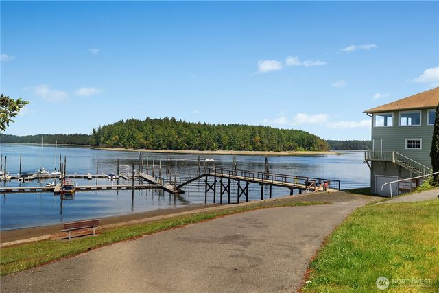 9840 Channel Drive NW, Olympia, WA 98502