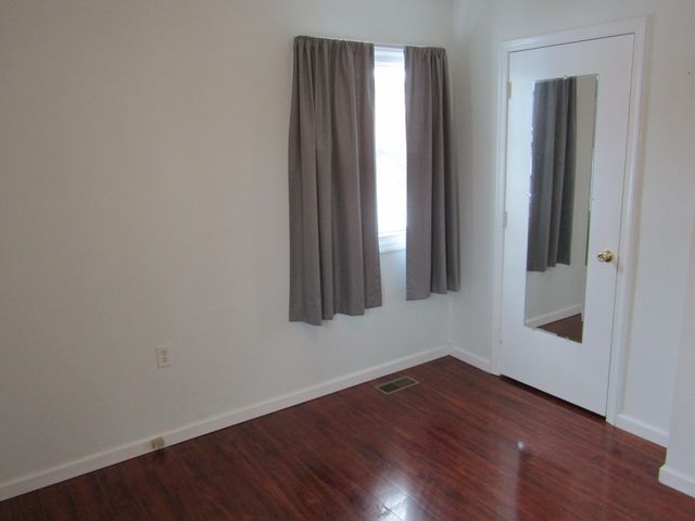 3200 Sandhill Road, Irvine, KY 40336