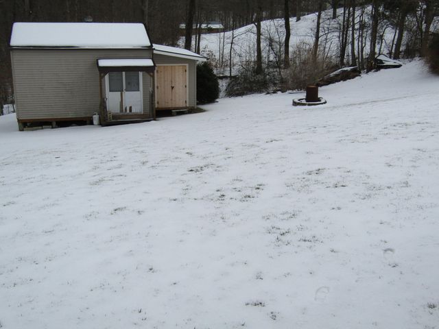 3200 Sandhill Road, Irvine, KY 40336