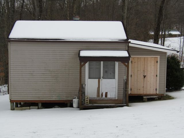 3200 Sandhill Road, Irvine, KY 40336