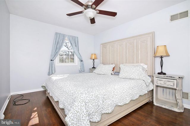 77 E MOHLER CHURCH RD, Ephrata, PA 17522