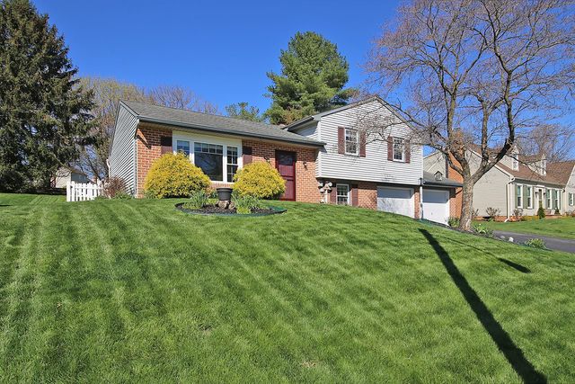 77 E MOHLER CHURCH RD, Ephrata, PA 17522