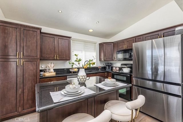 44706 Calle Banuelos, Temecula, CA 92592
