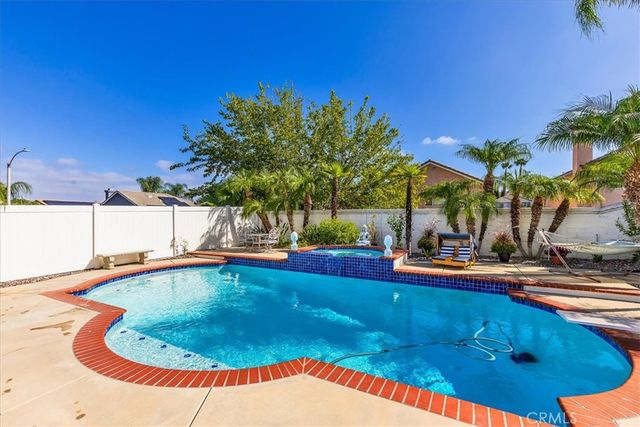 44706 Calle Banuelos, Temecula, CA 92592