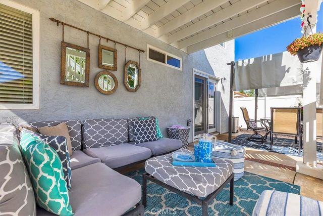 44706 Calle Banuelos, Temecula, CA 92592