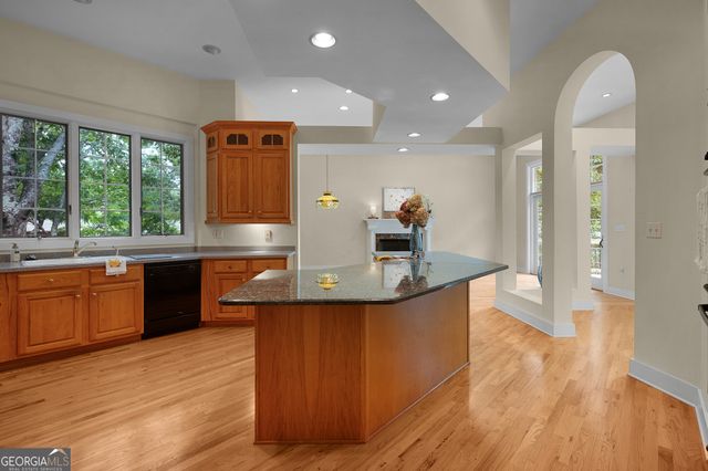 267 Starcross Lane, Jasper, GA 30143