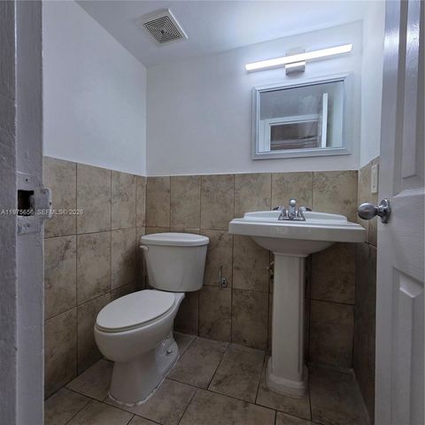 1800 Sans Souci Blvd 312, North Miami, FL 33181