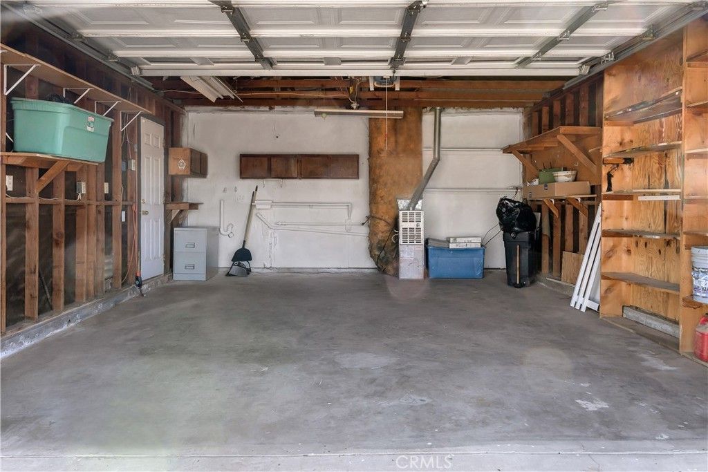 Image 28 of property listing at 25623 Anderson Avenue, Barstow, CA 92311