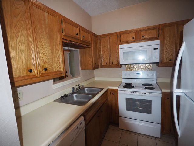 2508 Enfield RD 10, Austin, TX 78703