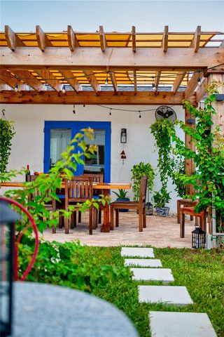 14032 N BAYSHORE DRIVE, Madeira Beach, FL 33708