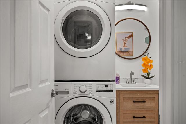 14032 N BAYSHORE DRIVE, Madeira Beach, FL 33708