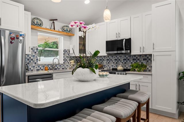 14032 N BAYSHORE DRIVE, Madeira Beach, FL 33708