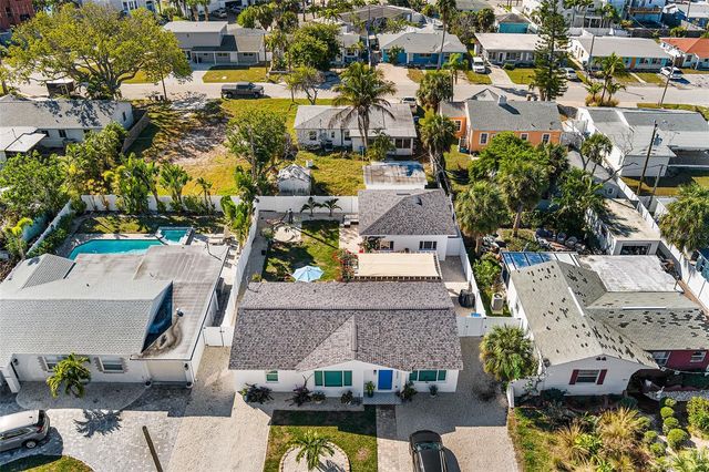 14032 N BAYSHORE DRIVE, Madeira Beach, FL 33708