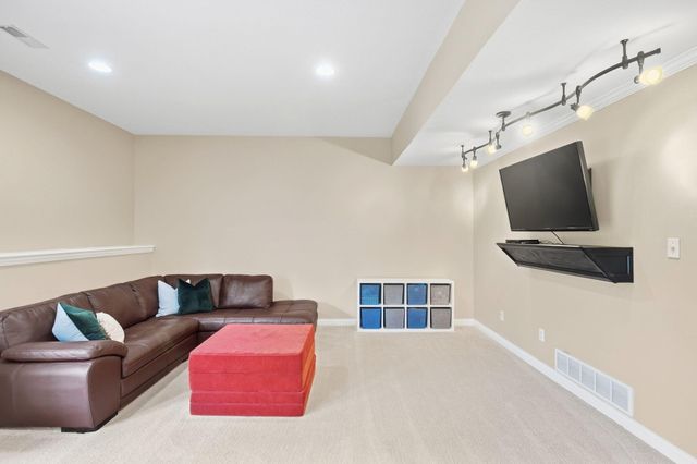 1609 ANDRETTI CIR, Columbia, MO 65201