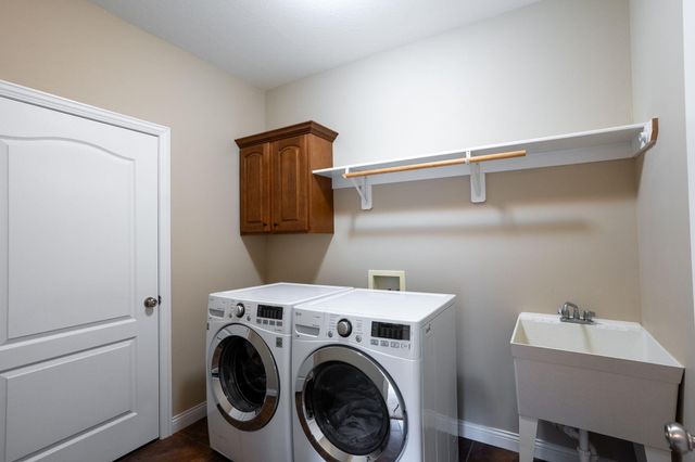 1609 ANDRETTI CIR, Columbia, MO 65201