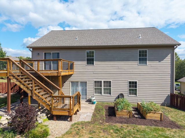 1609 ANDRETTI CIR, Columbia, MO 65201