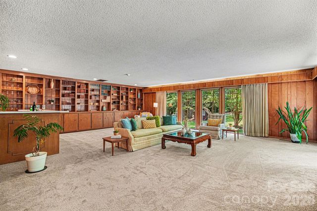 4316 Bellwood Lane, Charlotte, NC 28270