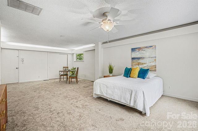 4316 Bellwood Lane, Charlotte, NC 28270