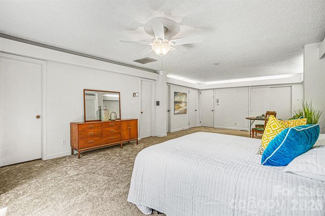 4316 Bellwood Lane, Charlotte, NC 28270