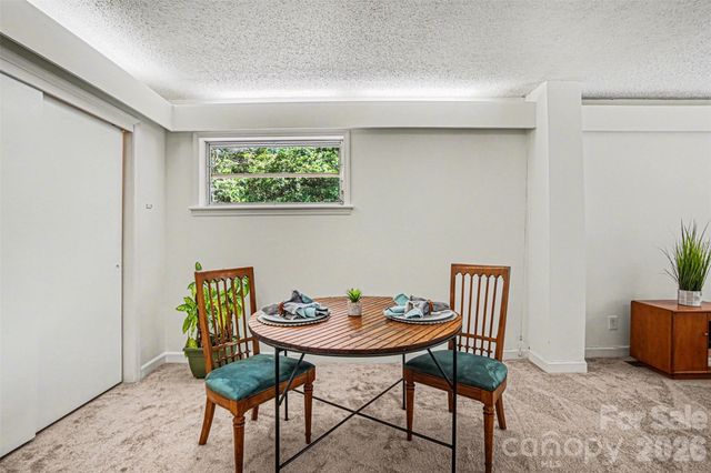 4316 Bellwood Lane, Charlotte, NC 28270