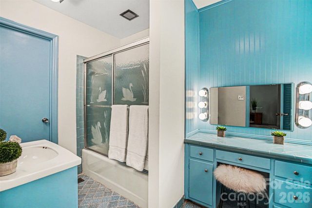 4316 Bellwood Lane, Charlotte, NC 28270