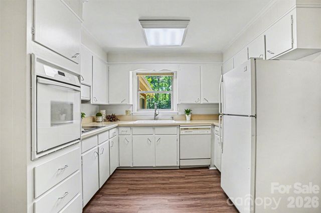 4316 Bellwood Lane, Charlotte, NC 28270