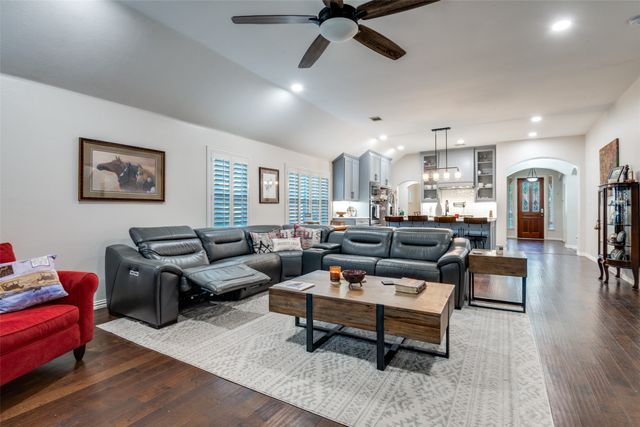 671 Danielle Court, Rockwall, TX 75087