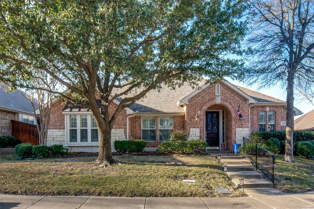 671 Danielle Court, Rockwall, TX 75087