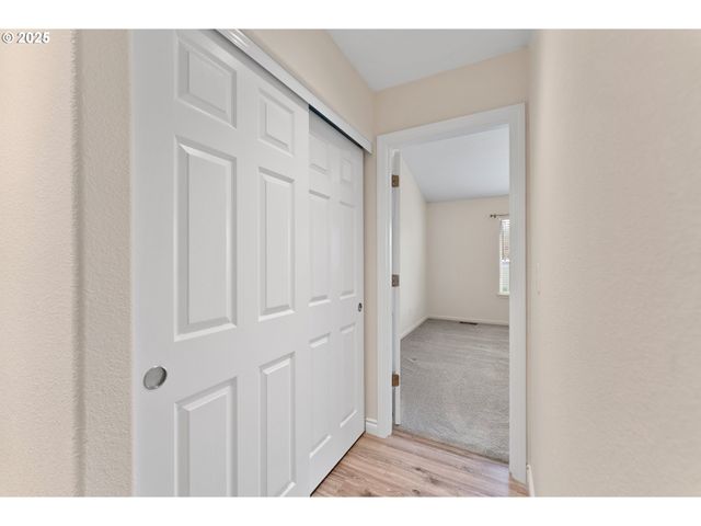 351 ASHWOOD St, Sutherlin, OR 97479