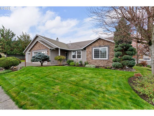 351 ASHWOOD St, Sutherlin, OR 97479