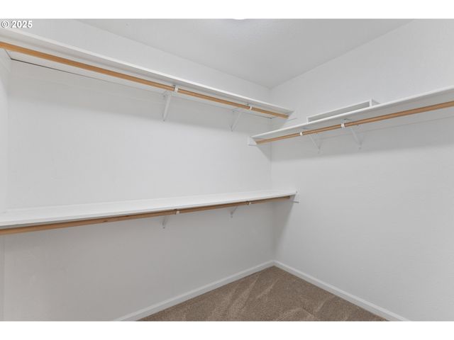 351 ASHWOOD St, Sutherlin, OR 97479