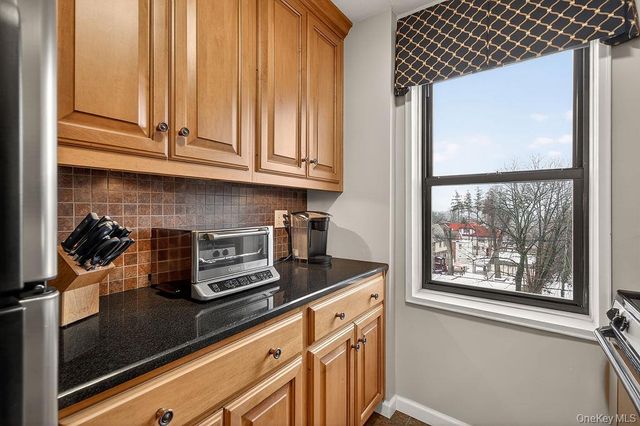 485 E Lincoln Avenue 503, Mount Vernon, NY 10552