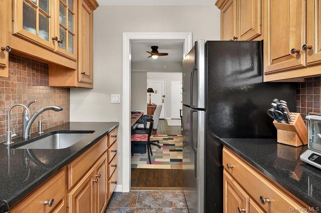 485 E Lincoln Avenue 503, Mount Vernon, NY 10552