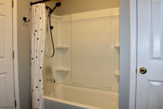 18 Harborside Drive, Vernon Twp., NJ 07461